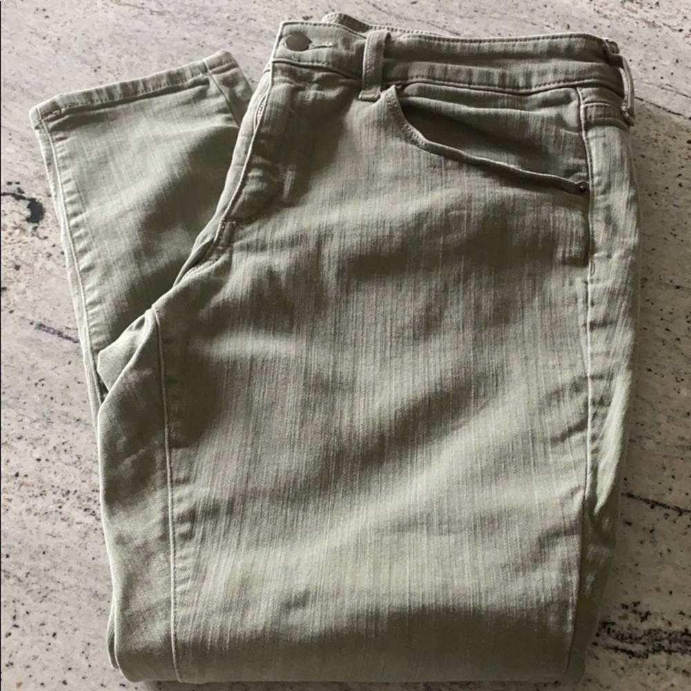 •3/$20• —UNIVERSAL THREAD— Mid Rise Skinny